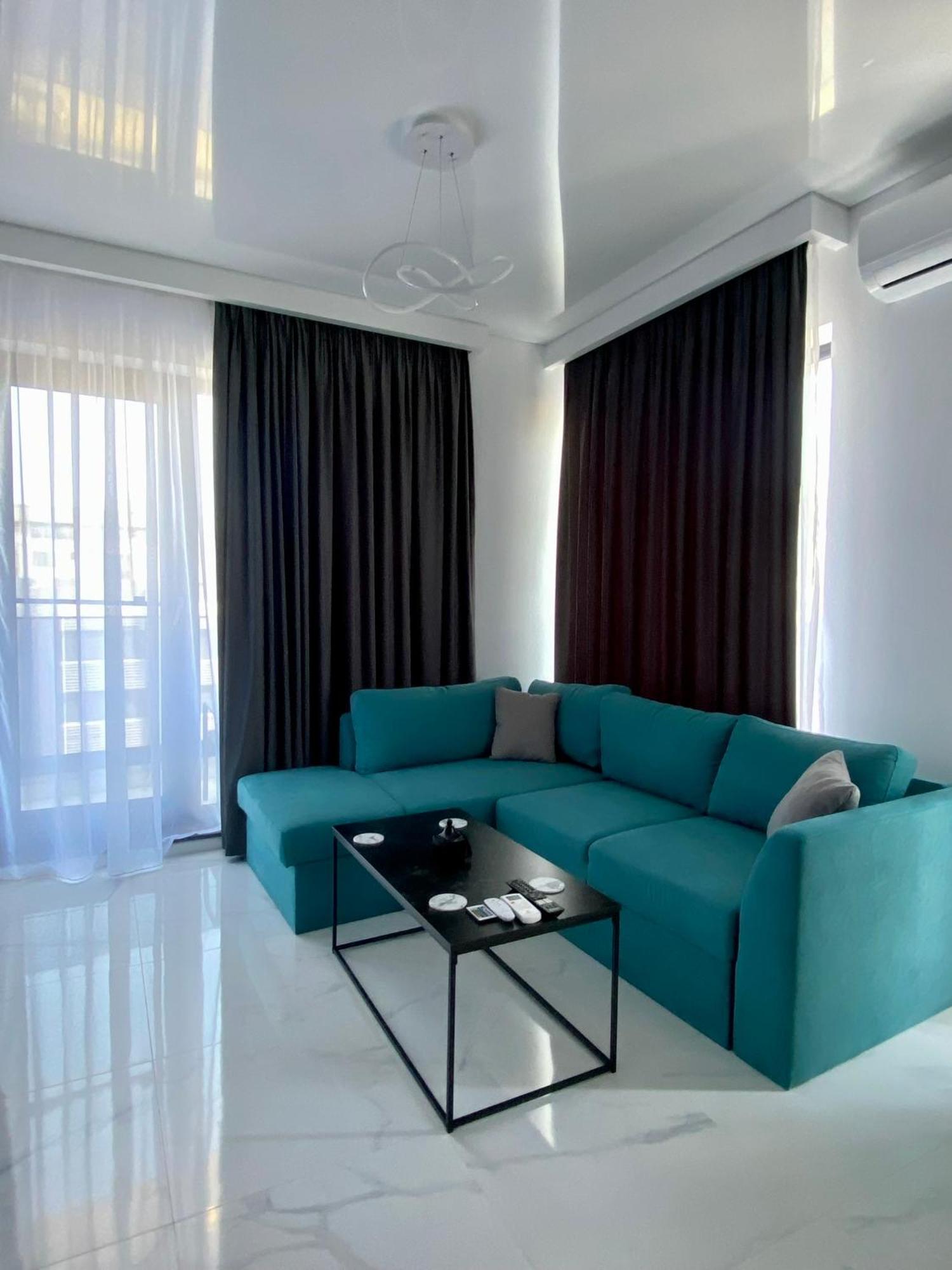 Studio503 By Allegio-mamaia's Seaside Luxury Near Finest Clubs & Beaches Apartment